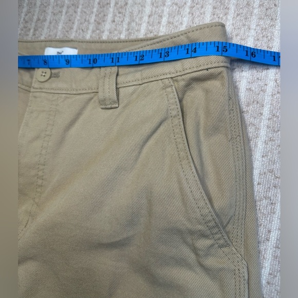 Aritzia TNA cargo baggy pants Woman’s size 6 Beige Relaxed High Rise Utility - Picture 4 of 8